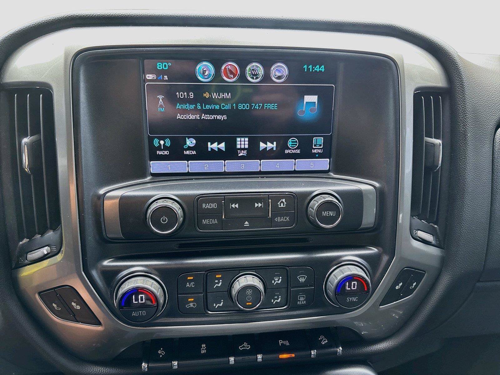 Used 2018 Chevrolet Silverado 1500 LT w/ All Star Edition AWD/4WD image 9