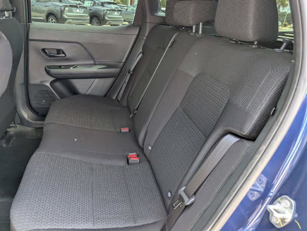 Used 2025 Nissan Kicks S FWD image 18