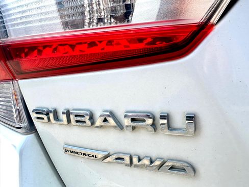 Used 2017 Subaru Impreza 2.0i Limited w/ Moonroof/BSD & Rcta/Eyesight image 44