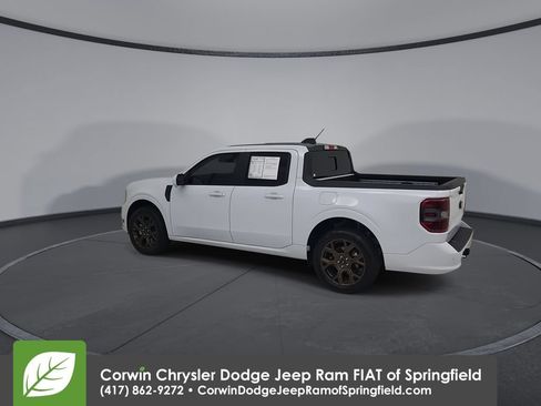 Used 2025 Ford Maverick Lobo AWD/4WD image 9