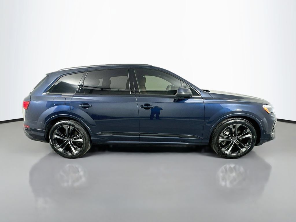Used 2026 Audi Q7 3.0T Prestige AWD/4WD image 4