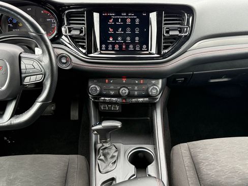 Used 2023 Dodge Durango GT AWD/4WD image 19