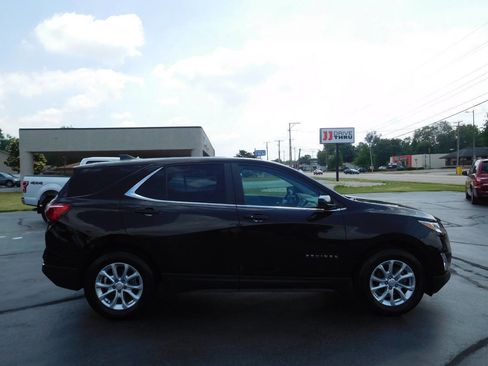 Used 2021 Chevrolet Equinox LT w/ Driver Convenience Package FWD image 5