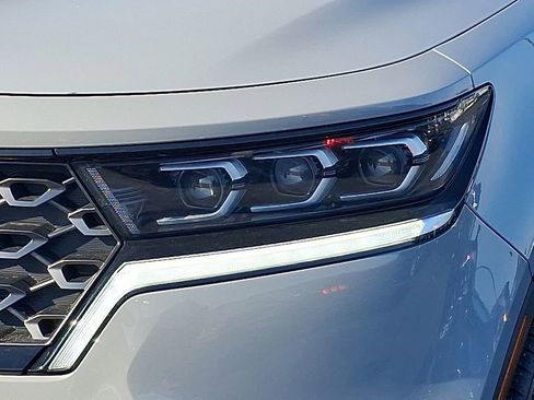 Certified 2023 Kia Sorento SX Prestige image 8