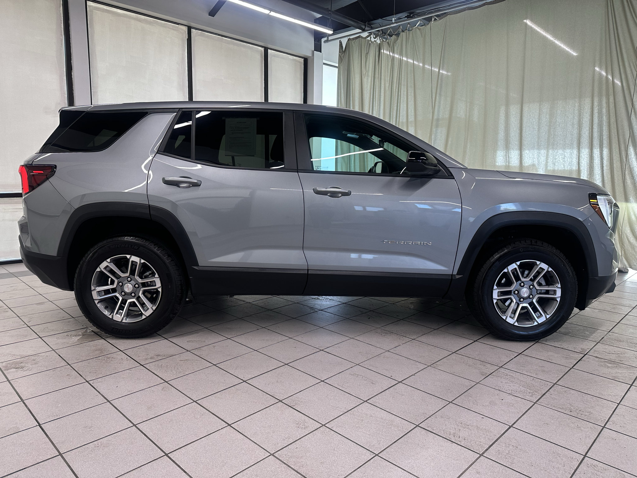 Used 2026 GMC Terrain Elevation AWD/4WD image 2