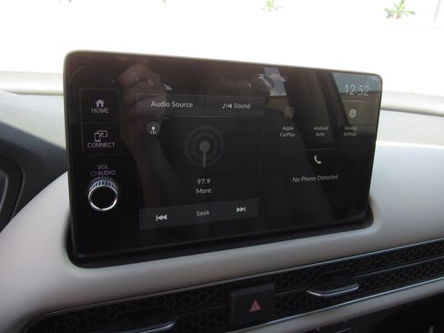 New 2026 Honda HR-V EX-L image 17