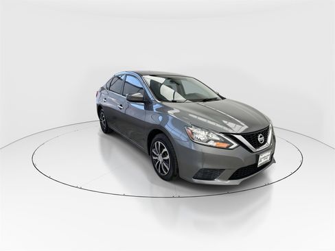 Used 2017 Nissan Sentra S image 2