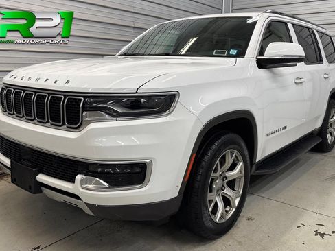 Used 2022 Jeep Wagoneer Series II AWD/4WD image 1