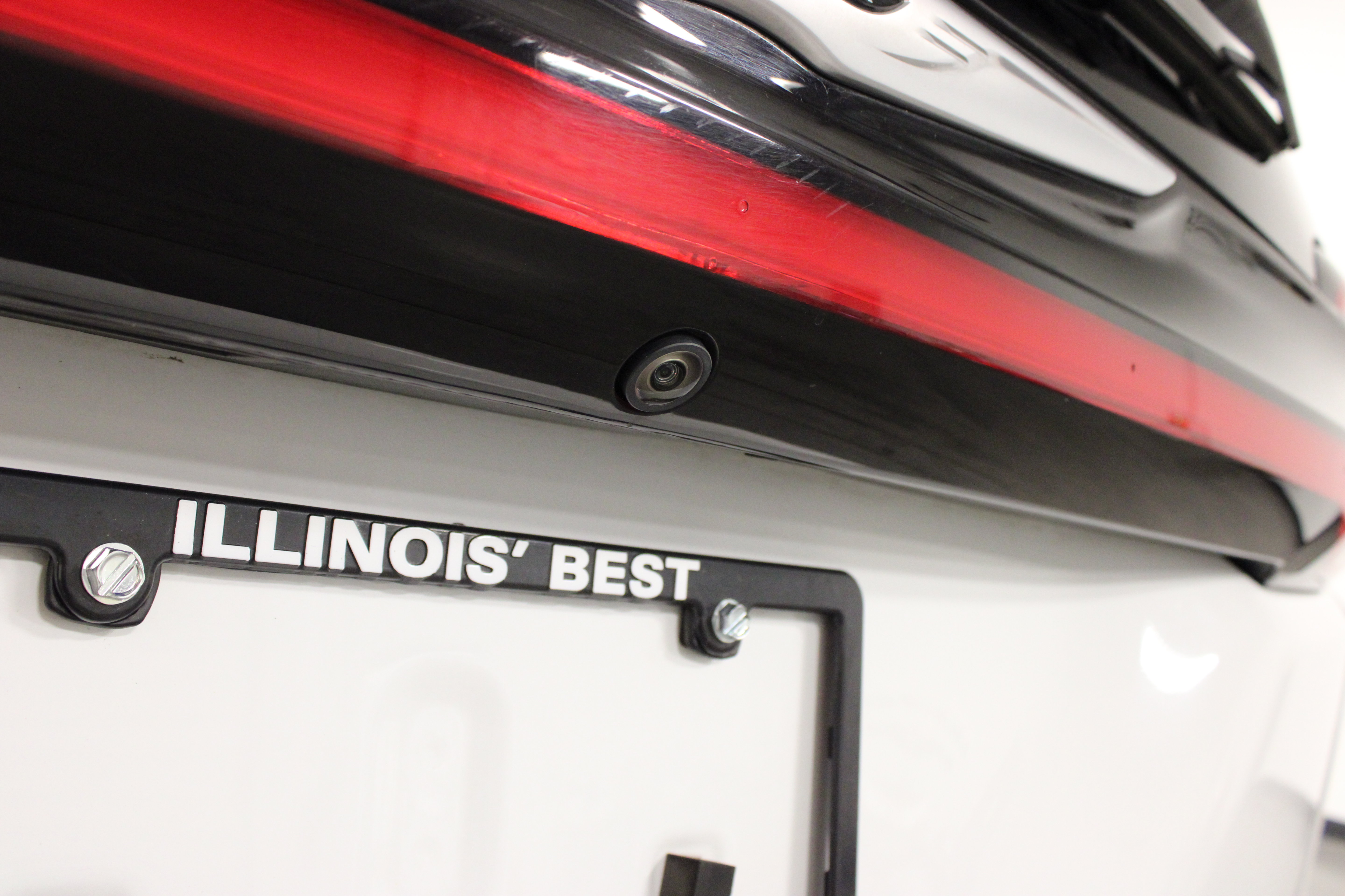 Used 2024 Chrysler Pacifica Touring-L FWD image 11