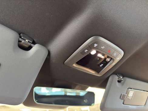 New 2025 Volvo EX90 Ultra image 25