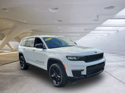 Used 2023 Jeep Grand Cherokee L Limited w/ Black Appearance Package