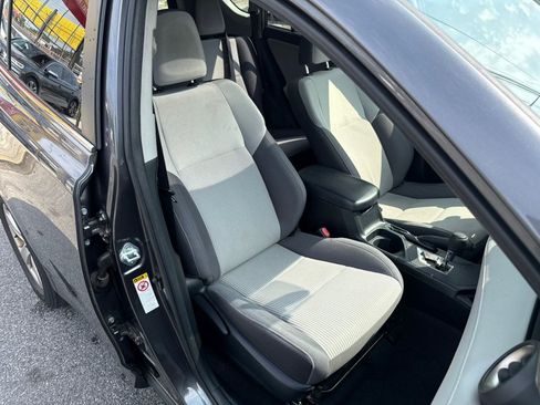Used 2015 Toyota RAV4 XLE AWD/4WD image 8