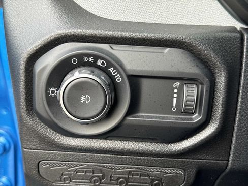 Used 2024 Jeep Wrangler Unlimited Sport AWD/4WD image 42