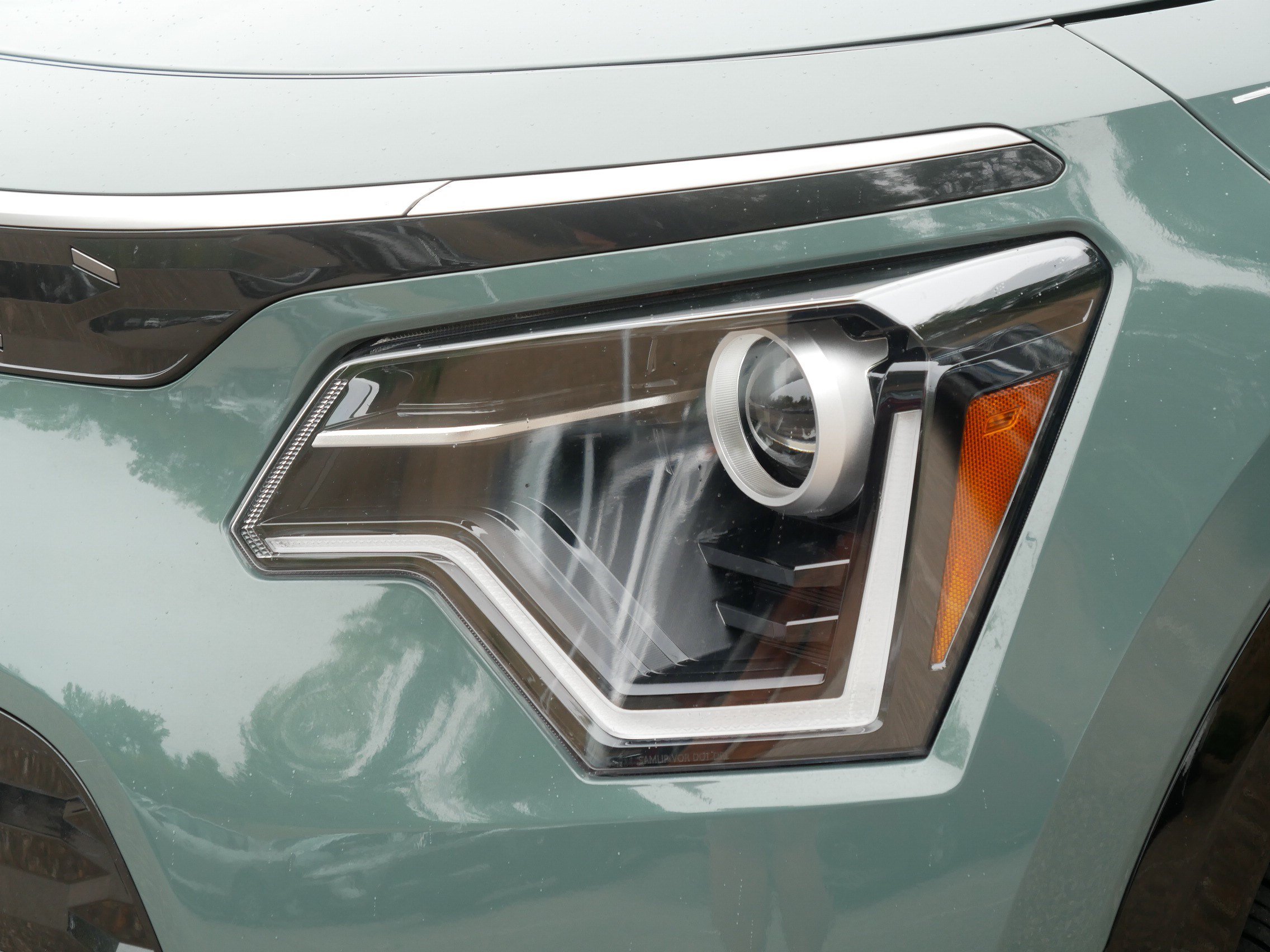Certified 2023 Kia Niro Wind w/ Wind Preserve Package FWD image 16