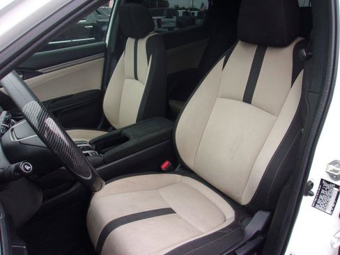 Used 2018 Honda Civic EX image 9