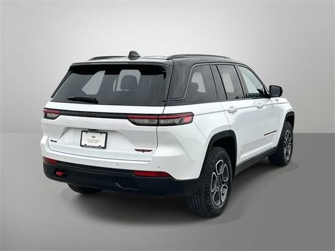 Used 2022 Jeep Grand Cherokee Trailhawk image 26