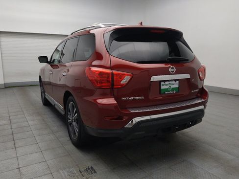 Used 2019 Nissan Pathfinder Platinum FWD image 5