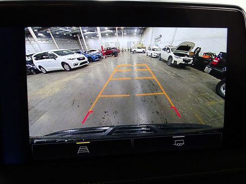 Used 2024 Chevrolet Suburban Premier image 8