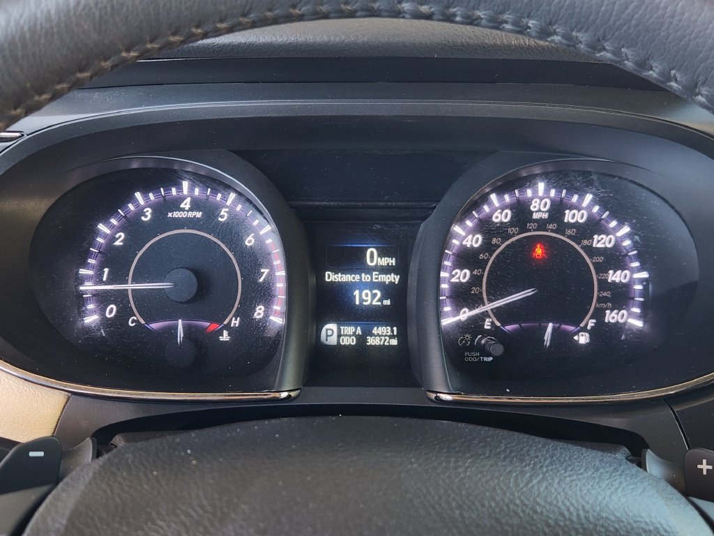 Used 2016 Toyota Avalon XLE Premium FWD image 12