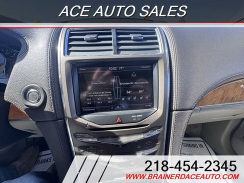 Used 2013 Lincoln MKX AWD image 16