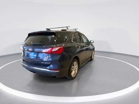 Used 2018 Chevrolet Equinox Premier image 8