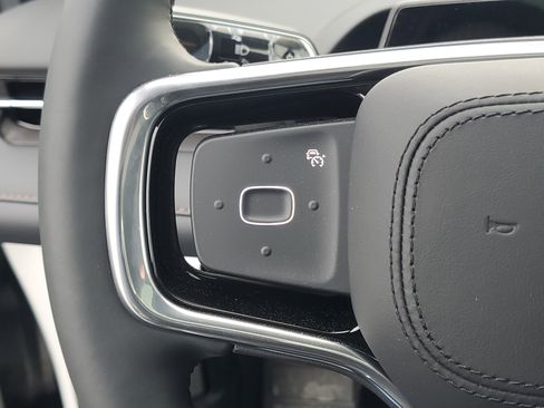 New 2026 Lincoln Nautilus Premier w/ Equipment Group 102A image 17