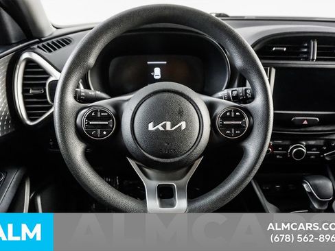 Used 2025 Kia Soul LX image 24