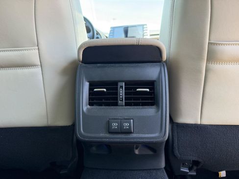 Used 2019 Toyota Avalon XLE w/ Carpet Mat Package FWD image 20