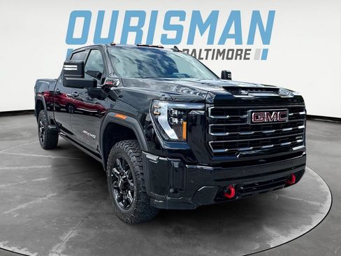 Used 2025 GMC Sierra 2500 AT4 w/ AT4 Premium Plus Package AWD/4WD image 1