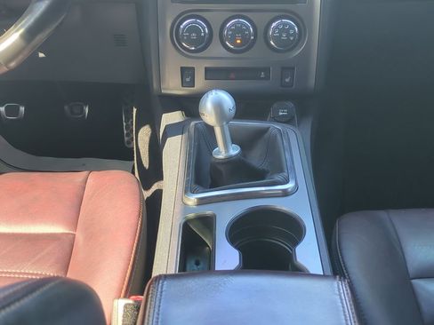 Used 2014 Dodge Challenger R/T image 19