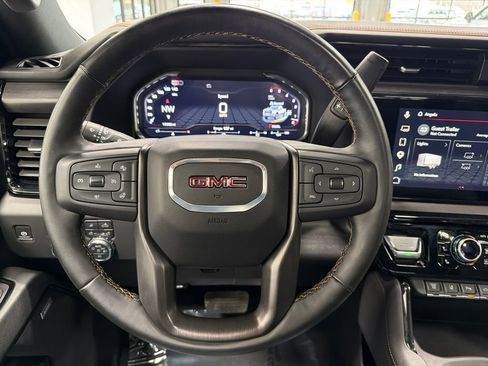 Used 2025 GMC Sierra 2500 AT4 w/ AT4 Premium Plus Package AWD/4WD image 35
