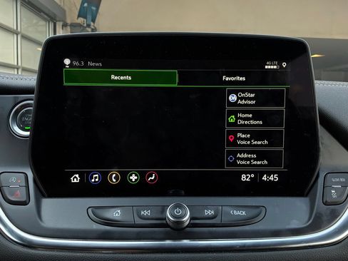 Used 2025 Chevrolet Blazer LT FWD image 35