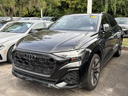 Used 2025 Audi Q8 Premium Plus AWD/4WD image 3