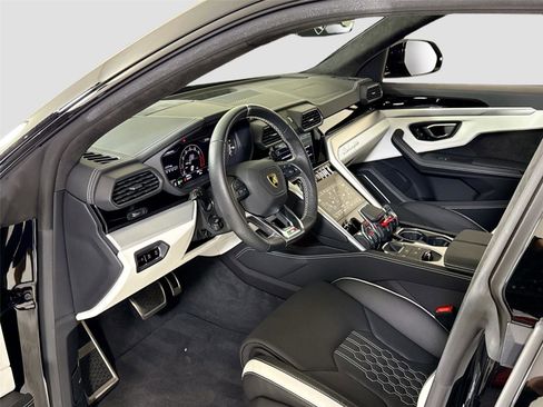 Used 2023 Lamborghini Urus S image 15