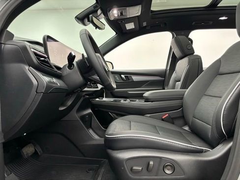 New 2026 Buick Enclave Sport Touring w/ Power Package AWD/4WD image 19