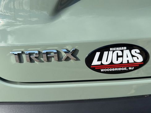 Used 2024 Chevrolet Trax ACTIV w/ Driver Confidence Package image 44