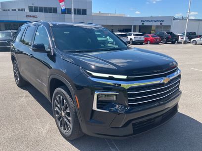 New 2026 Chevrolet Traverse LT w/ Sun and Wheel Package
