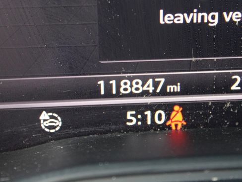 Used 2018 Audi Q5 2.0T Premium Plus w/ Premium Plus Package image 19