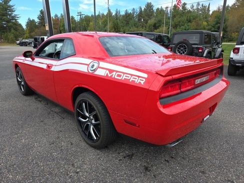 Used 2010 Dodge Challenger R/T image 65