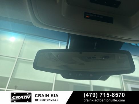 Used 2015 Chevrolet Suburban LTZ image 32