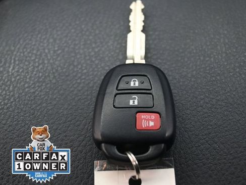 Used 2023 Toyota Tacoma SR image 18