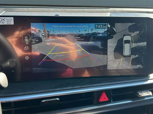 Certified 2025 Kia Sorento SX Prestige image 24