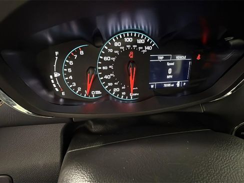 Used 2021 Chevrolet Trax LT w/ LT Convenience Package image 19