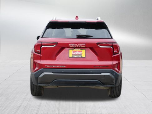 Used 2025 GMC Terrain Elevation w/ Elevation Premium Package image 6