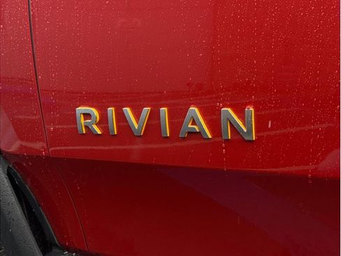 Used 2022 Rivian R1S Launch Edition image 28