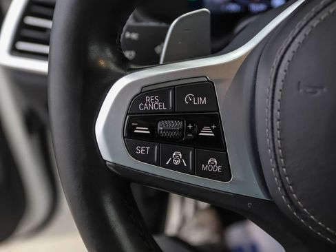 Used 2021 BMW X5 xDrive40i w/ M Sport Package image 12