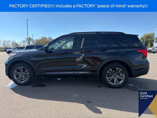 Used 2023 Ford Explorer XLT w/ Equipment Group 202A AWD/4WD image 17