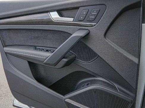 Used 2024 Audi SQ5 Premium Plus w/ Premium Plus Package image 22