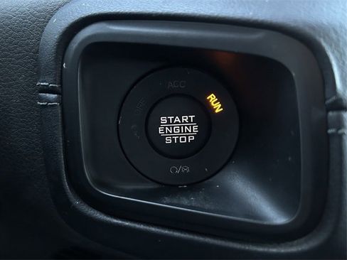 Used 2024 Jeep Wrangler High Altitude image 25