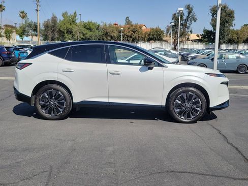 Used 2025 Nissan Murano Platinum w/ Cargo Package AWD/4WD image 34